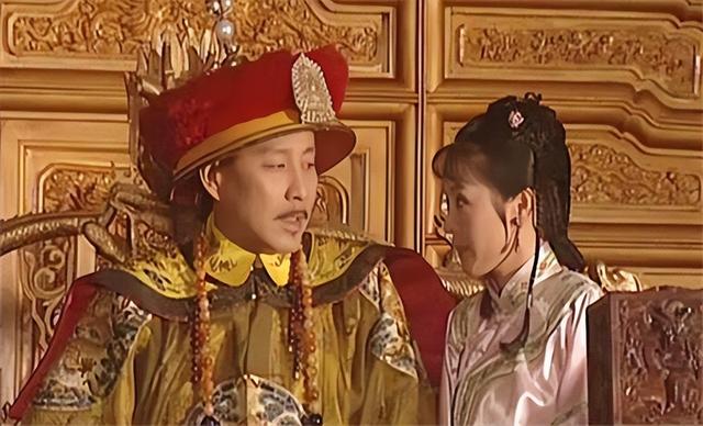 苏麻喇姑墓穴挖掘后，里面有一口大缸，暴露了康熙的一个百年谎言