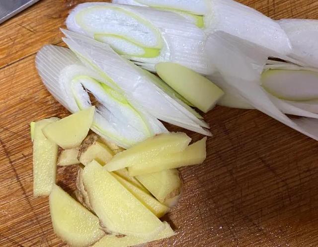 建议中老年人：退休后不管有钱没钱，4样食物要多吃，常吃少生病
