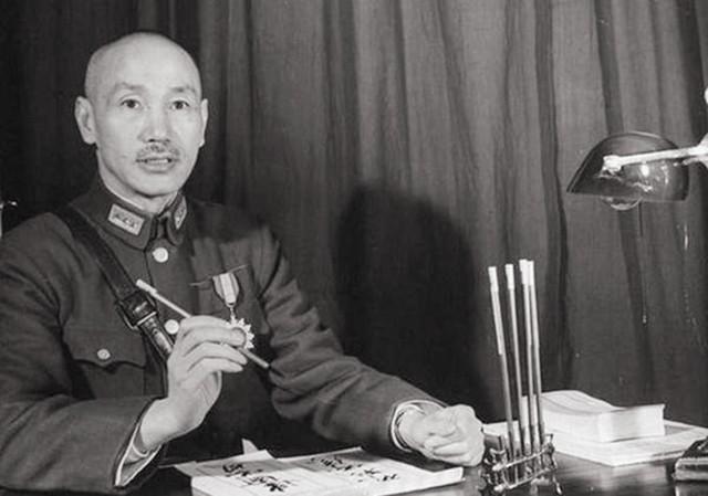 国军“好色将军”活103岁，曾三次死里逃生，生下一子成知名影星
