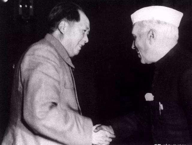 印度入侵中国，毛泽东10天没想出原因，索性下令给张国华：扫了它