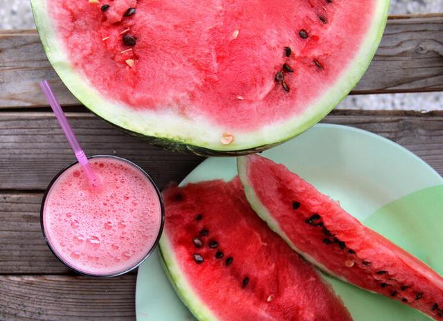 小米粥是升血糖还是降血糖？提醒：这5种食物才是“升糖大户”