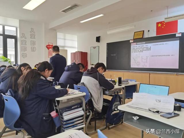 学校怎么办