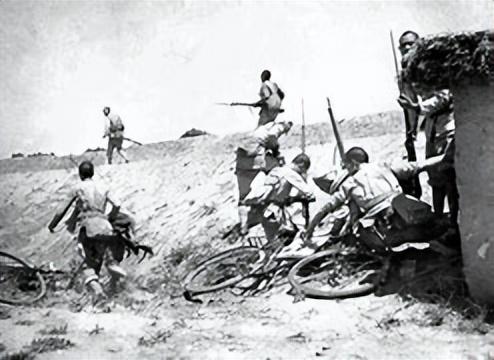 1934年，800红军在贵州失踪，中央多次寻找无果，70年后疑团揭开