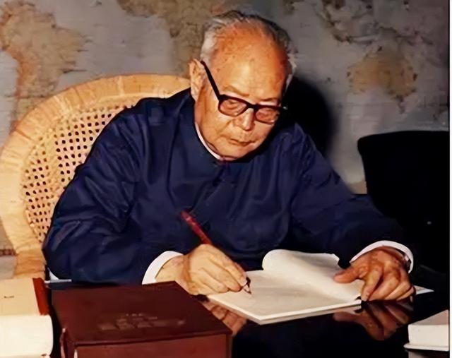 毛主席看透生死，逝世前一天怎样度过？2001年李敏公开其护理过程