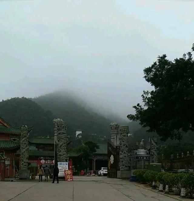 你知道寺院義工嗎？記錄我的十一天寺院義工生活