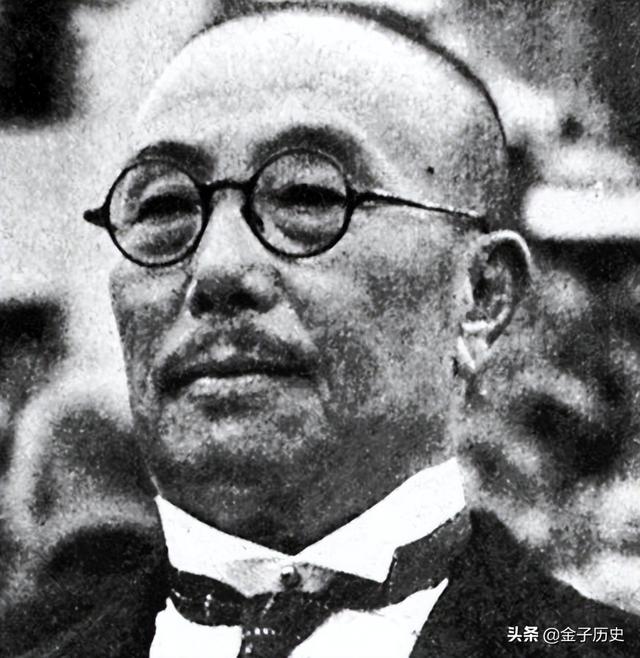 恩人儿子来投靠，杜月笙老婆故意扔钱试探：如果捡了，就打发他走