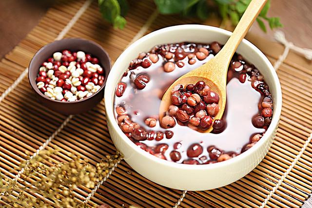 月子期间的各类粥食谱及做法