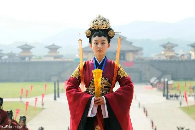 金鹰女神一届更比一届水，到底是哪边在摆烂？