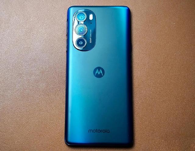 解读摩托罗拉新品发布会 edge X30手机