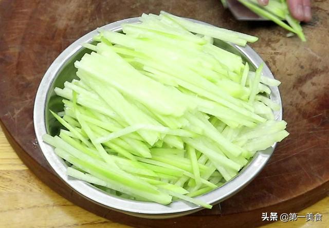 明日春分，无论贫穷，记得吃2样忌1样，寓意春分得意，平安健康
