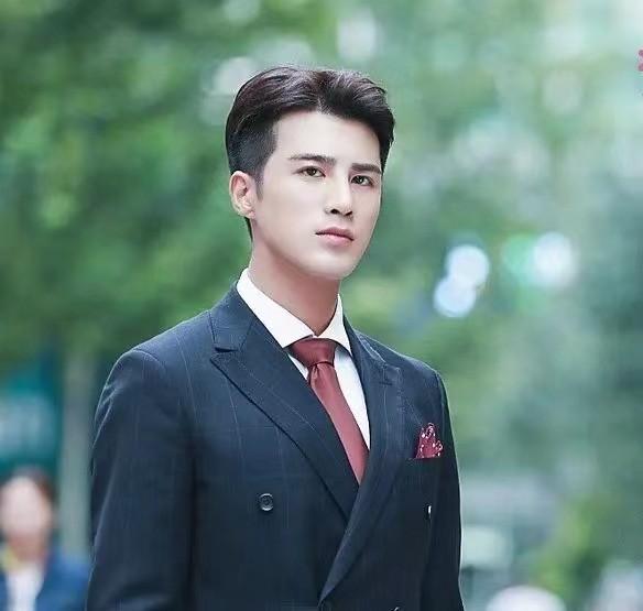 泰国版 狐狸的夏天 开播 女主颜值不输谭松韵 但毁经典没商量 陆剧吧