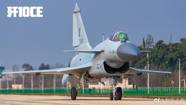 巴基斯坦空军列装歼10CE，印度空军环顾四周：我还能买啥？