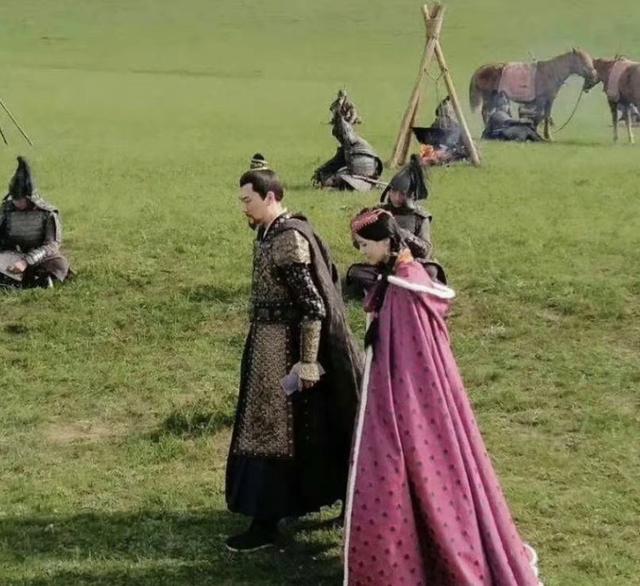 《山河月明》的剧情有多离谱？朱棣婚前有一位初恋，二人相爱相杀