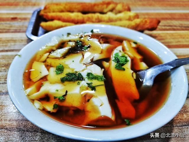 自制豆腐脑，1把黄豆能做3大碗，步骤详细简单，细腻嫩滑味道鲜