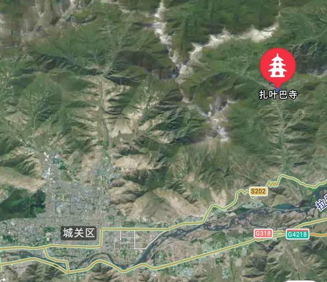 藏在懸崖上的寺廟，1300多年曆史，如今成小衆景點