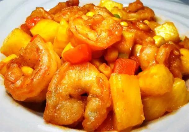 孩子长身体发育期饮食要健康规律补充营养，多吃酸爽菜，开胃补钙