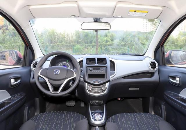 2.98万系列之长安奔奔E-star，燃油车底子比新造纯电有这几个优势