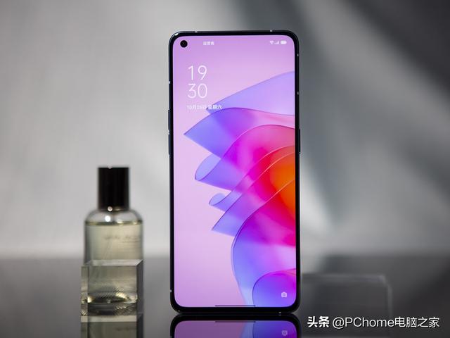 OPPO Reno8系列规格再曝 仅Pro版配自研芯片