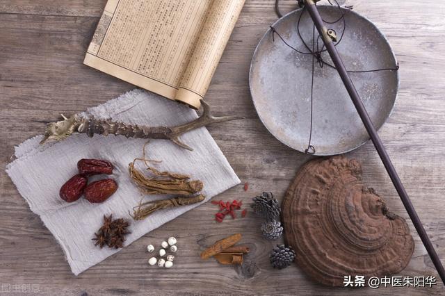50岁以后，出现夜尿多起夜频繁怎么办？中医小方法，一觉到天亮