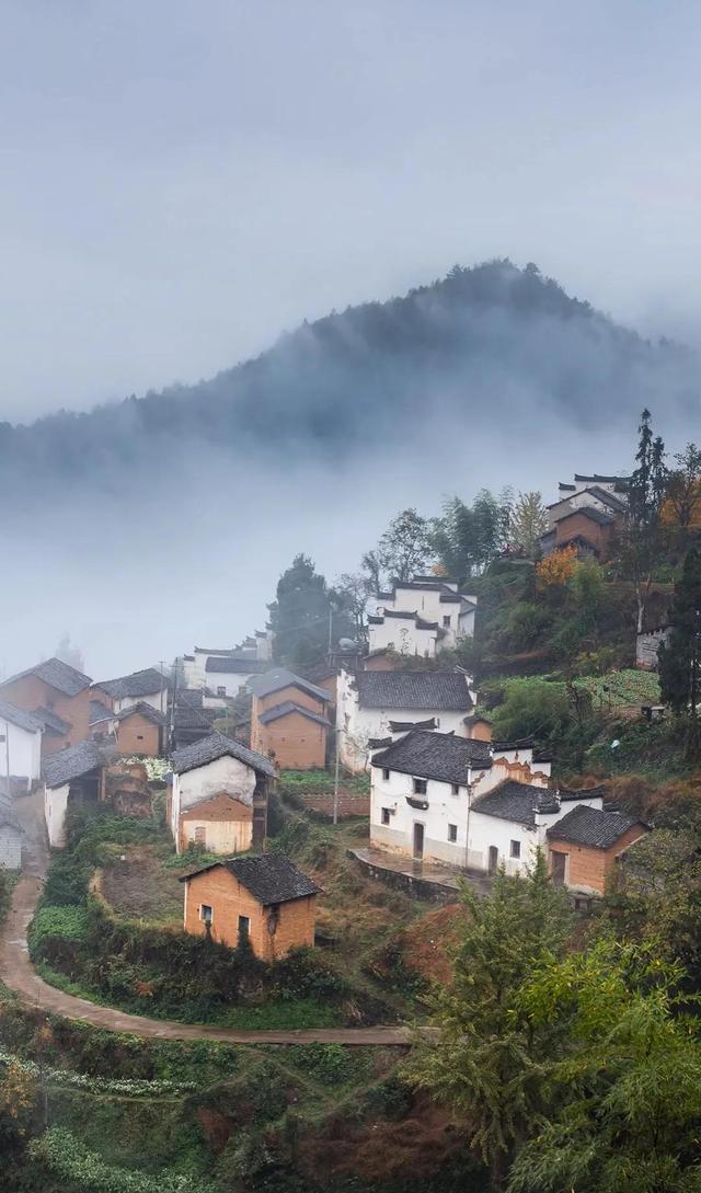愿你心中山河壮阔，始终相信人间值得