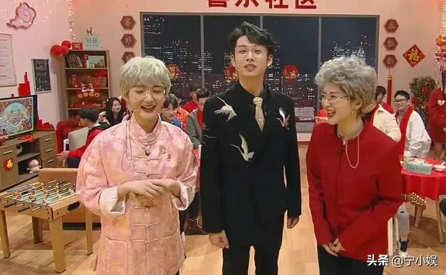 湖南台元宵晚会7位明星的尴尬，暴露其4个发展现状：瓶颈期来了