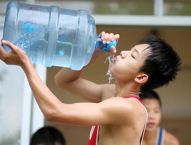 身体“免疫力”强大的人，通常有6个共性，对照自查，但愿都符合