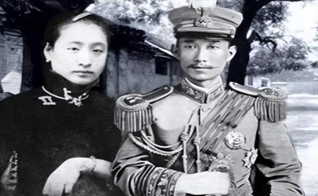 “懒婆娘”下嫁锅炉工，每天喝酒闲逛不干活，44年后才知是小凤仙