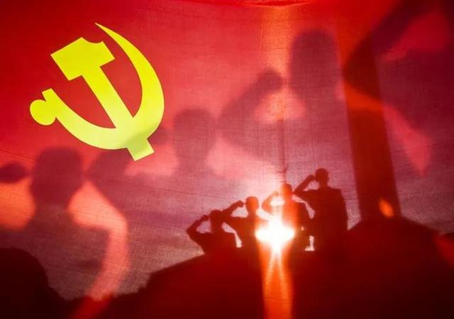 江涌：毛主席为何说，对付帝国主义要坚持“两条腿走路”？