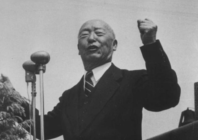 抗美援朝即将胜利，主席为何又调24万大军入朝？事后才知有多高明