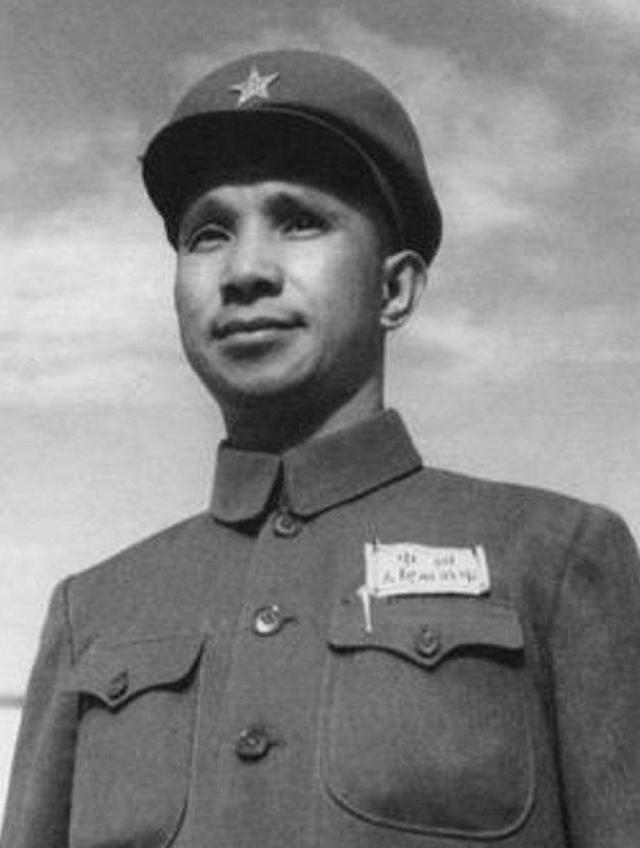 1977年胡琏夜间猝死，死前曾画一张地图，儿子：他晚年不敢提粟裕