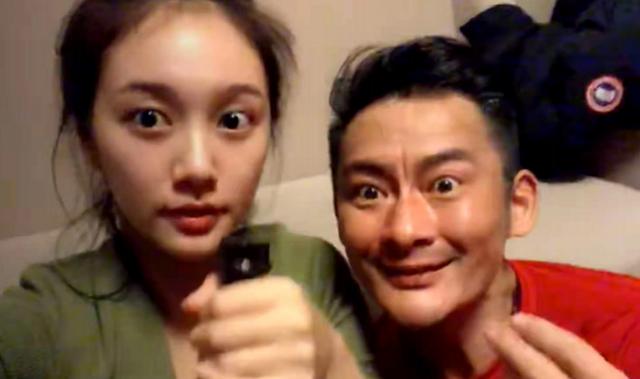 演员景冈山：因喝酒跟妻子离婚，再婚后仍不知悔改，今成酒蒙子