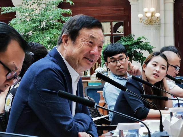 华为的鸿蒙：余承东公布最新数据！谷歌的“鸿蒙”：或许要凉