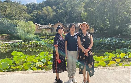 2019年刘少奇三子病逝，丧事低调处理，妻子献花圈：夫君一路走好