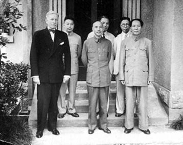 张灵甫长子，和父亲只见过一次，当了20年教师，从不主动接受采访