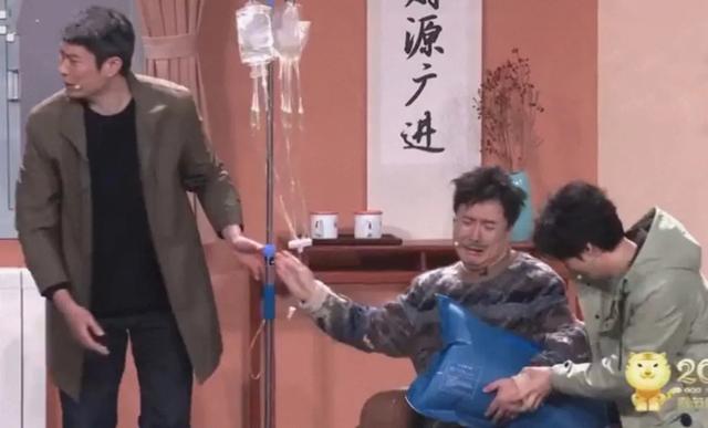 春晚明星5大搞笑瞬间：马丽把艾伦叫成大春，撒贝宁说错广告主名