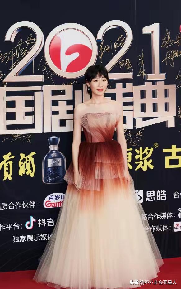 �й�Ů���ǵ���Χ��Ƭ(���º�̺���ͣ�ë��ͮ���繫��������Ծ����Ź��أ���������ʮ��)