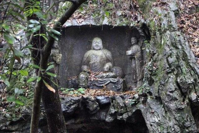 史上骇人听闻的盗墓事件，异族妖僧扫光宋陵，将皇帝头颅做成酒器