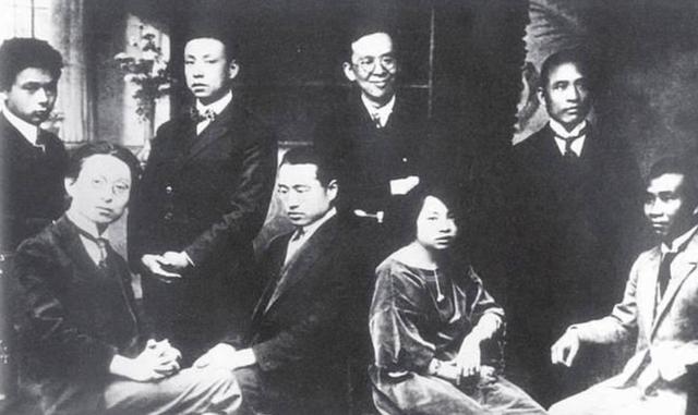 毛岸英收到陌生来信，称自己找父亲，毛主席立刻反应：朱德的千金