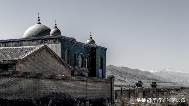 西部自駕三十三天（十四）——戈壁灘石油小鎮，見證石油行業曆史