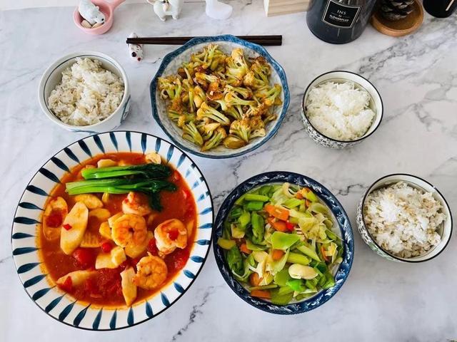 ​经常手脚凉易生病！饮食牢记这3点，或能改善手脚冰凉的现象