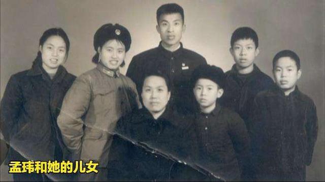 1959年苏振华被迫离婚，独自带6个孩子，毛泽东：天涯何处无芳草