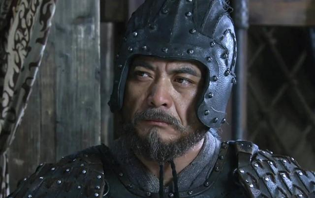庞统临死前，终于看穿刘备真面目！宴席上暗示魏延，可惜魏延没懂