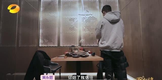 王子文：游离了3个男人后，决定未婚生子，35岁带儿子潇洒生活