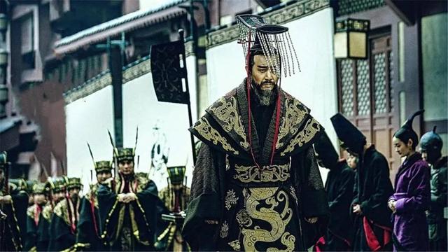 王莽篡汉——朝堂布局十年，上演“教科书式”和平演变