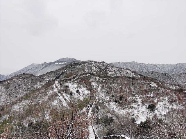 遊北京—雪中的慕田峪長城