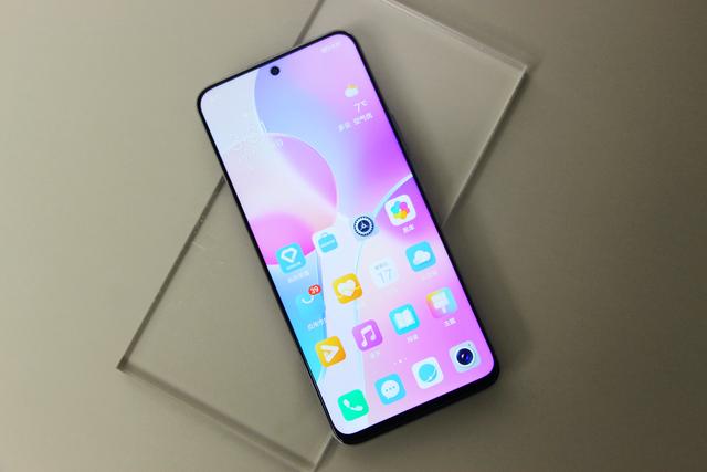 荣耀Play6T Pro上手测评：千元档5G大内存太惊喜