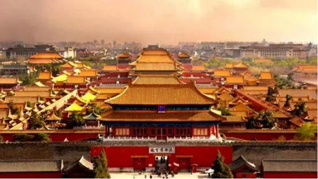 伟人的高瞻远瞩：1954年毛主席三登紫禁城，却不踏入故宫内半步