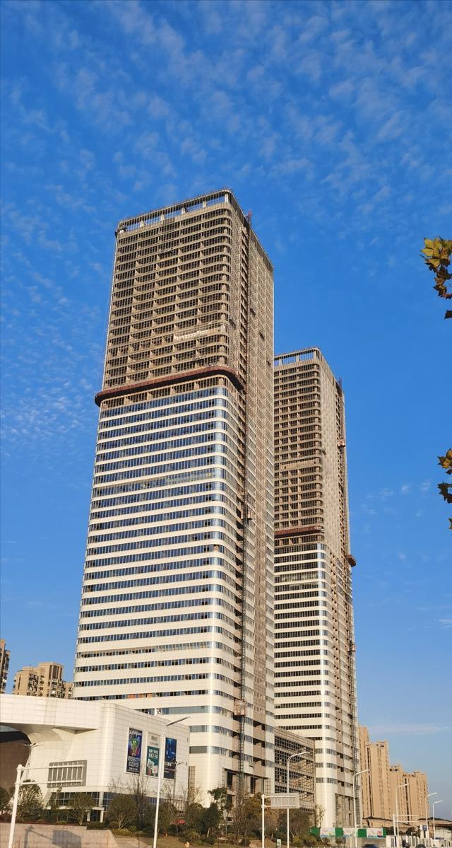 安徽合肥在建超高地标——由祥源城引领，恒大宝能摩天项目成遗憾