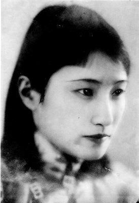 陆小曼死后想与徐志摩合葬，徐积锴用三个理由，让继母无葬身之地
