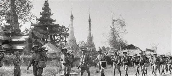 忘恩负义的国家，将十万中国烈士墓地炸毁，只为进行土地开发